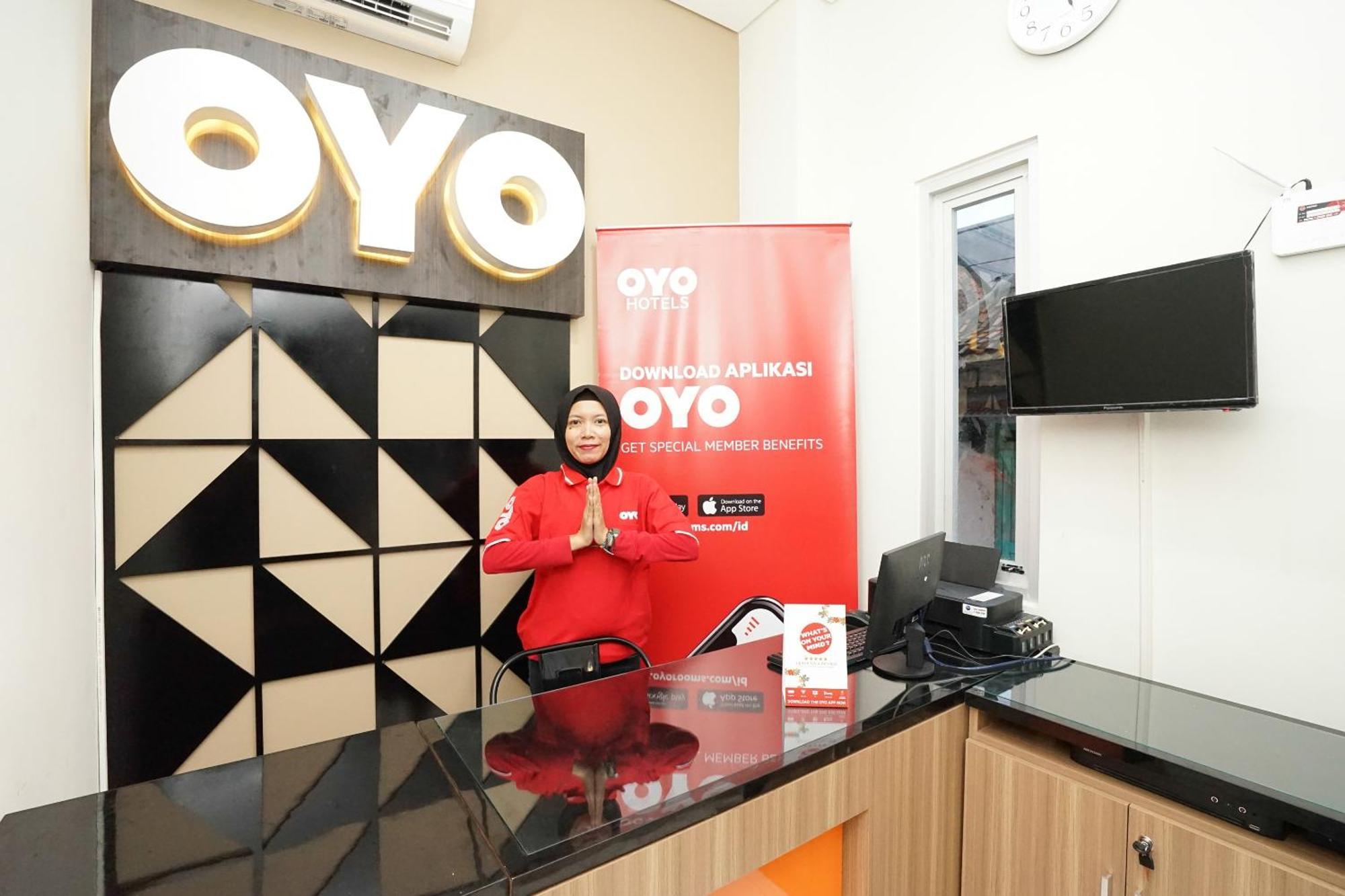 Hotel Super Oyo Capital O 614 Graha 8 Syariah Surabaja Zewnętrze zdjęcie